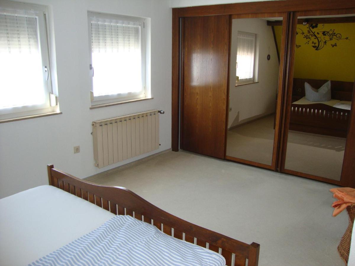 Apartment Haus Reif Dombuhl